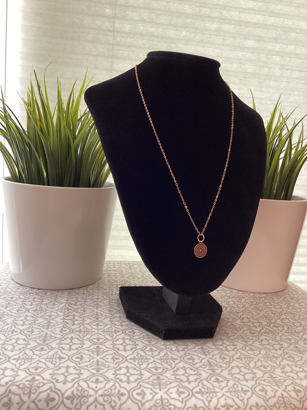 Filigree Mandala Pendant & Necklace